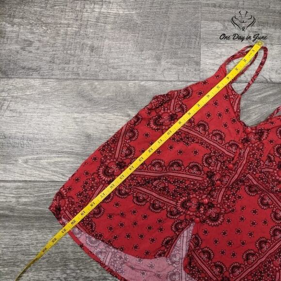 Day Trip Button Front Classic Tank Top Size S - Picture 4 of 5